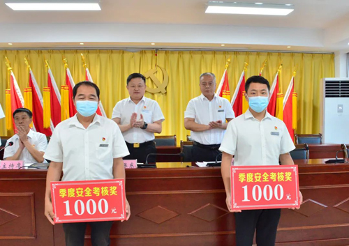 洛陽(yáng)公交集團(tuán)開展第二季度安全警示教育