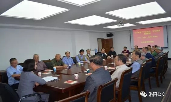 集團(tuán)黨委為離退休老干部上“不忘初心、牢記使命”主題教育專題黨課